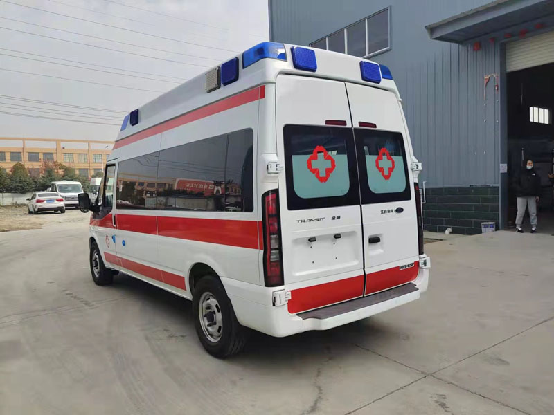 福特V348長軸高頂救護車