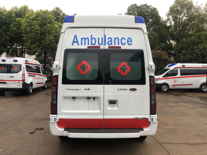 福特V348長軸高頂救護車