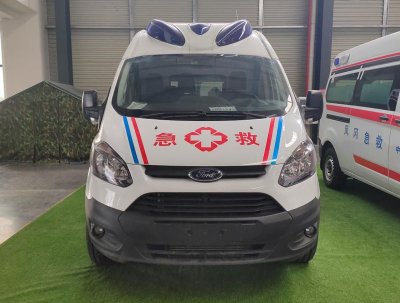 福特V362柴油版負(fù)壓監(jiān)護(hù)型救護(hù)車