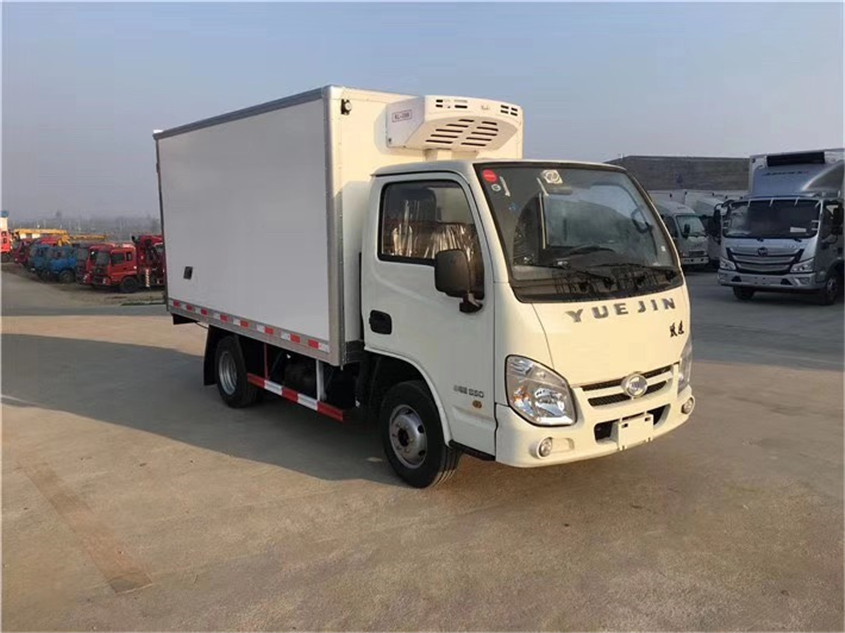 上汽躍進福星3.26米冷藏車