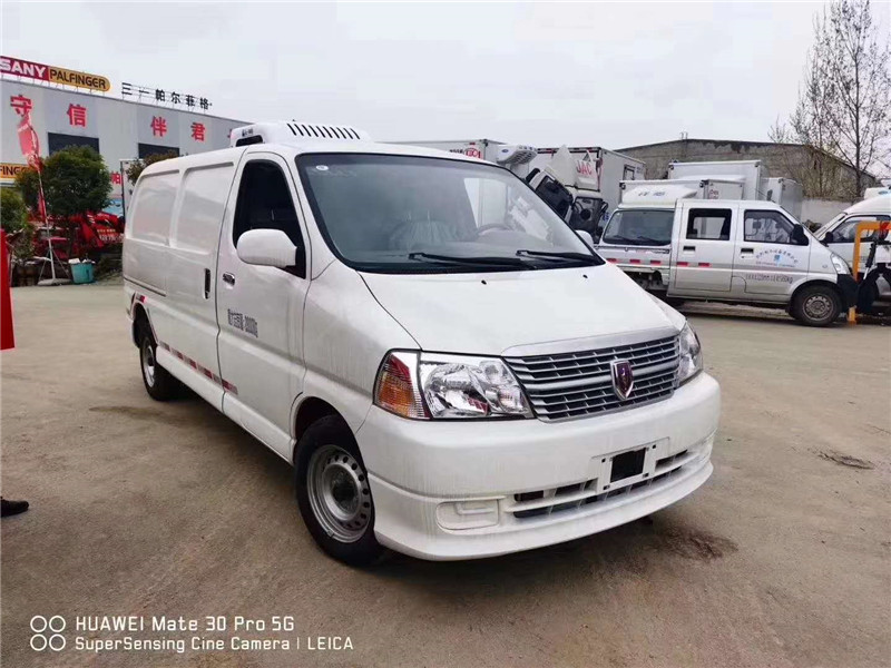 金杯新快運面包冷藏車