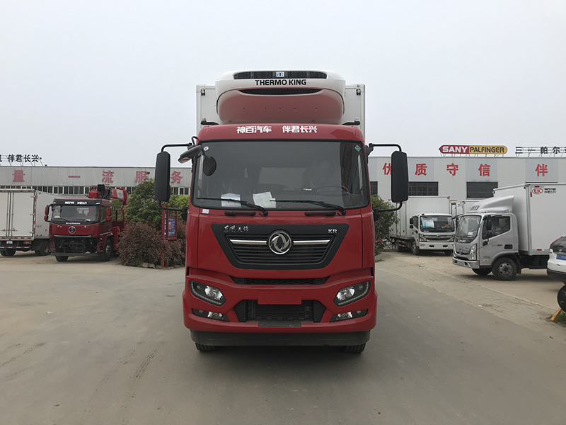 東風天錦KR小三軸平頂冷藏車