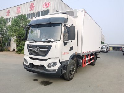 東風天錦KR高頂雙臥冷藏車