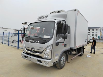 福田奧鈴4.2米排半冷藏車