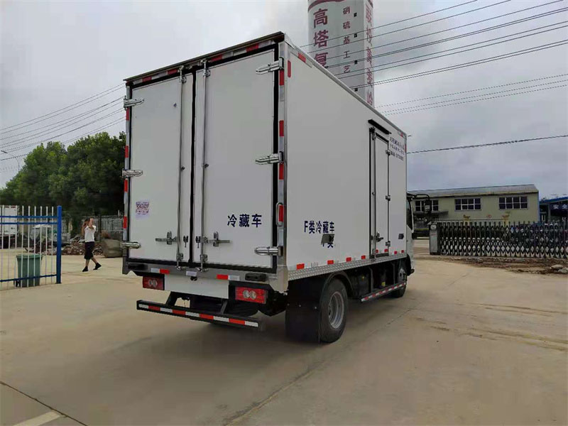 福田歐馬可4.2米冷藏車