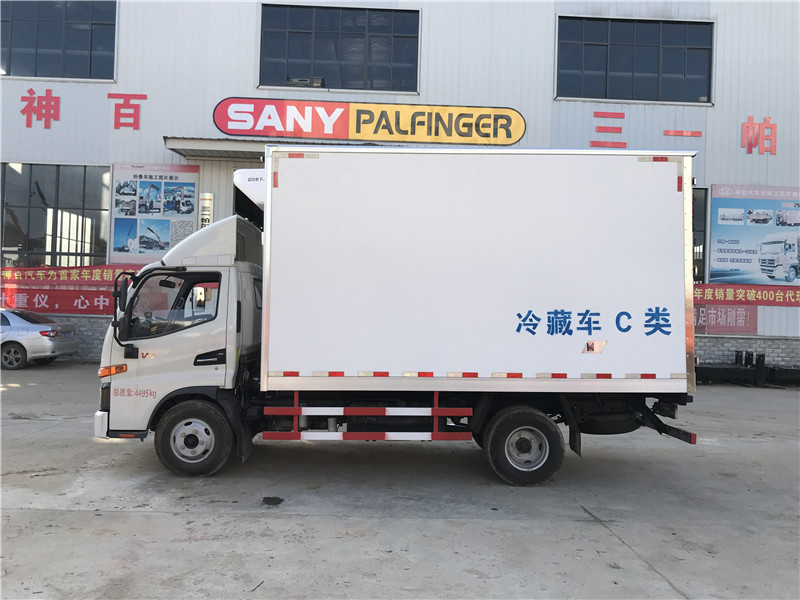 江淮駿鈴V5/4.2米冷藏車