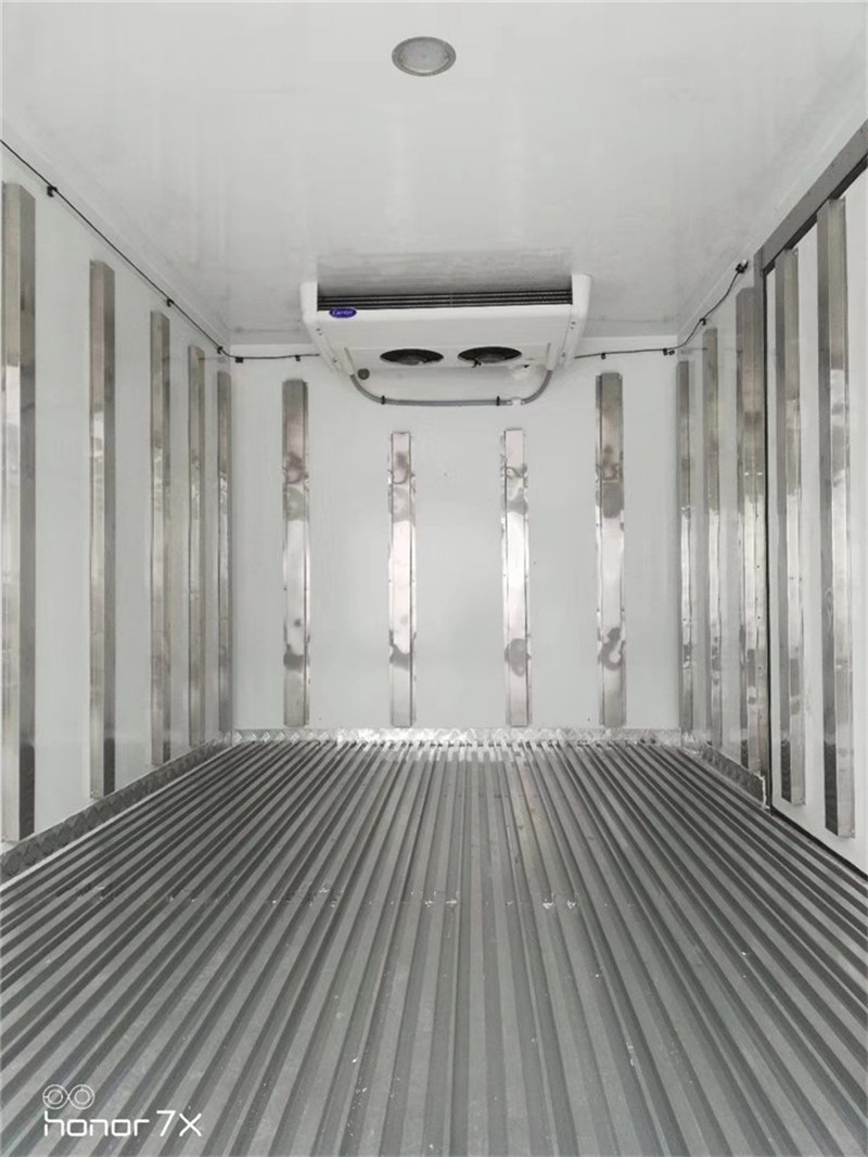 慶鈴五十鈴KV100藍牌冷藏車