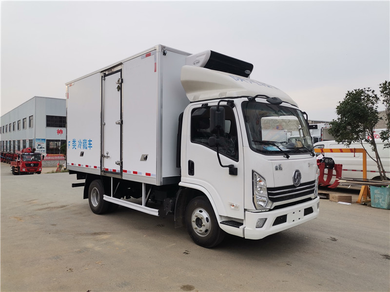 陜汽德龍K3000藍牌冷藏車