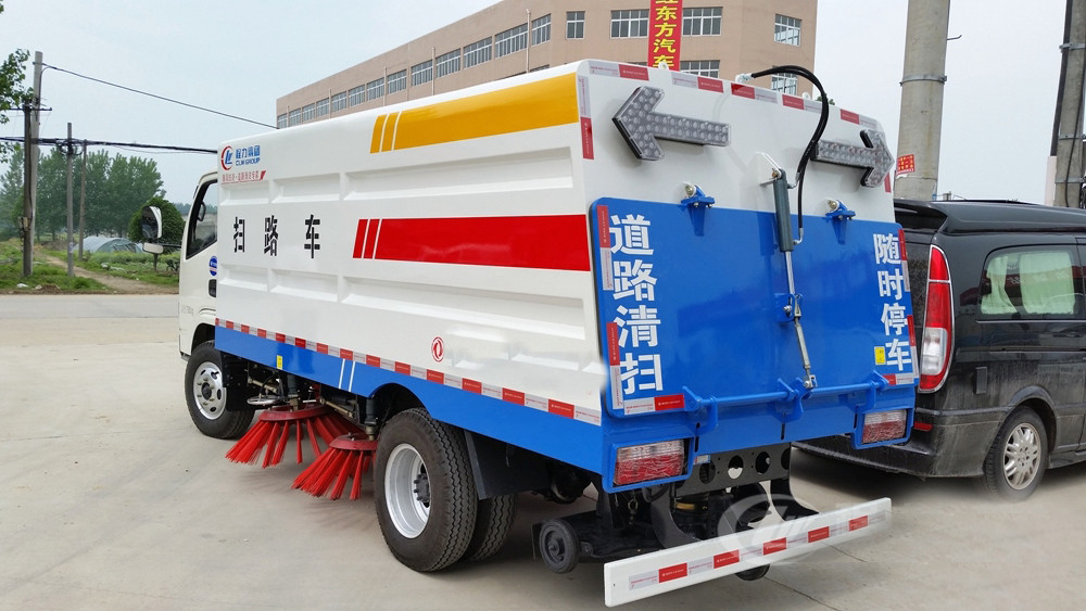 不上牌東風福瑞掃路車1.5立方水/4立方塵