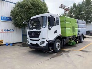 東風天錦洗掃車7立方水/9立方塵