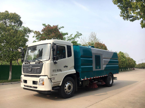 東風天錦3950軸距掃路車