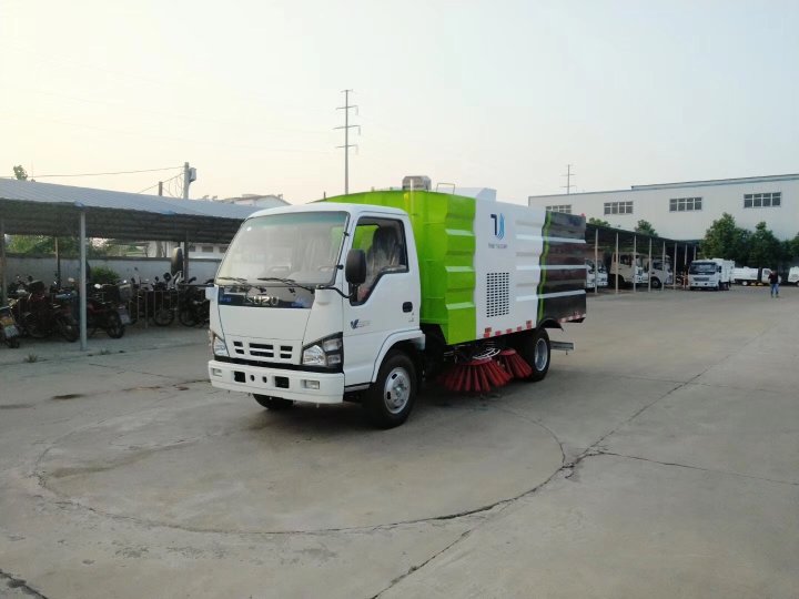 五十鈴掃路車4立方塵箱/1.5立方水箱