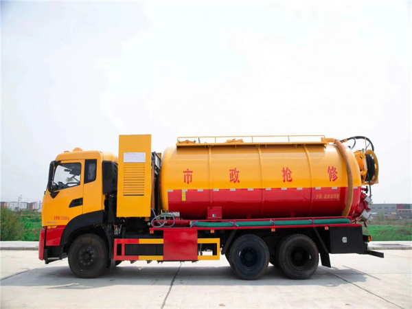 東風天龍22立方清洗吸污車