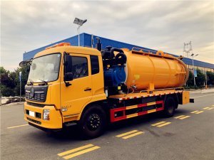 東風天錦帶副發市政搶修車