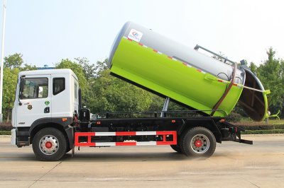 東風D9/10-12立方吸污車