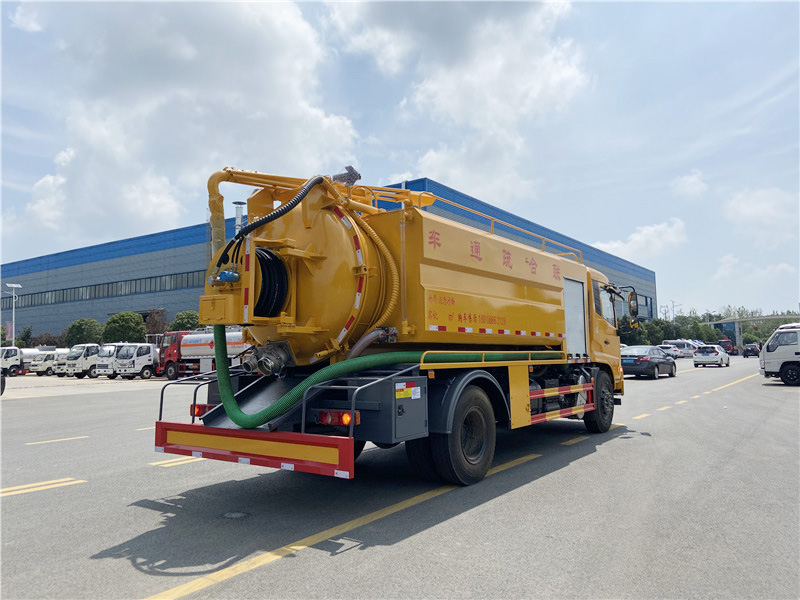 東風(fēng)天錦15立方清洗吸污車