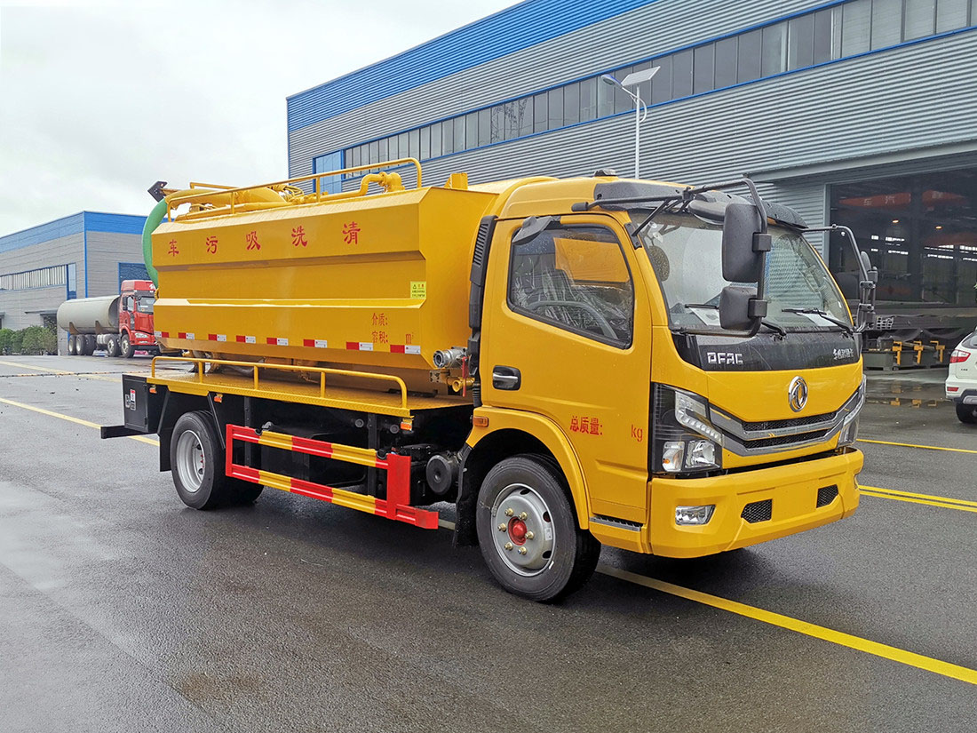 東風(fēng)大多利卡10立方清洗吸污車