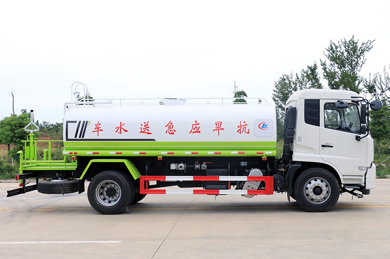 東風天錦14立方灑水車