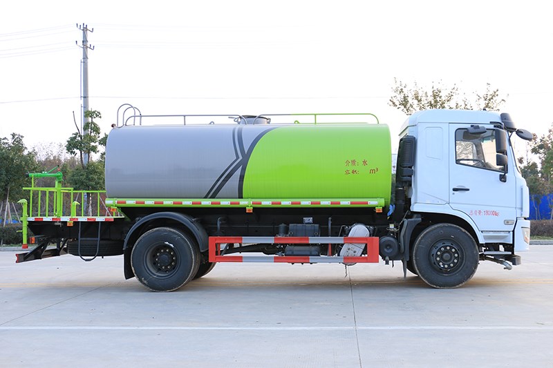 東風D3L/12立方灑水車