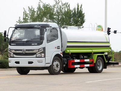 東風大多利卡9.2立方灑水車