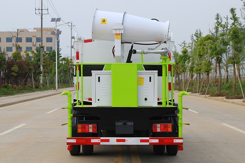 凱馬藍(lán)牌5立方多功能抑塵車