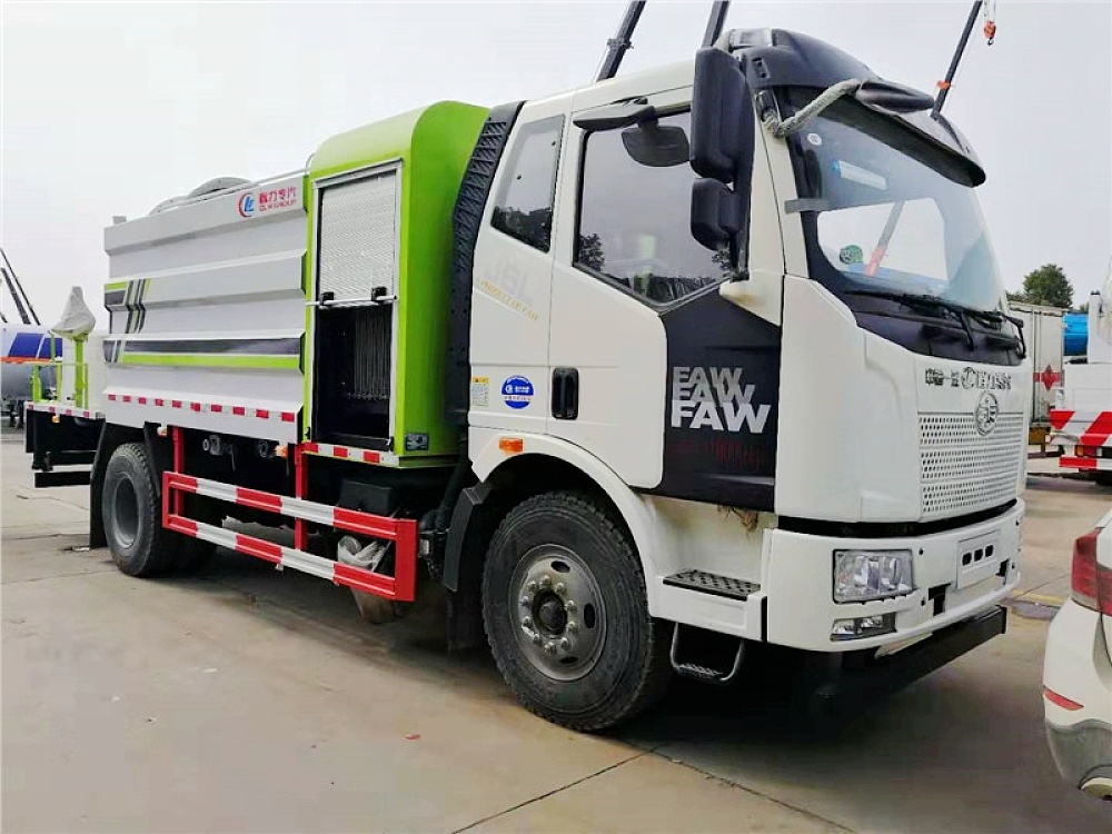 解放J6L多功能抑塵車11.3立方/50-100米霧炮