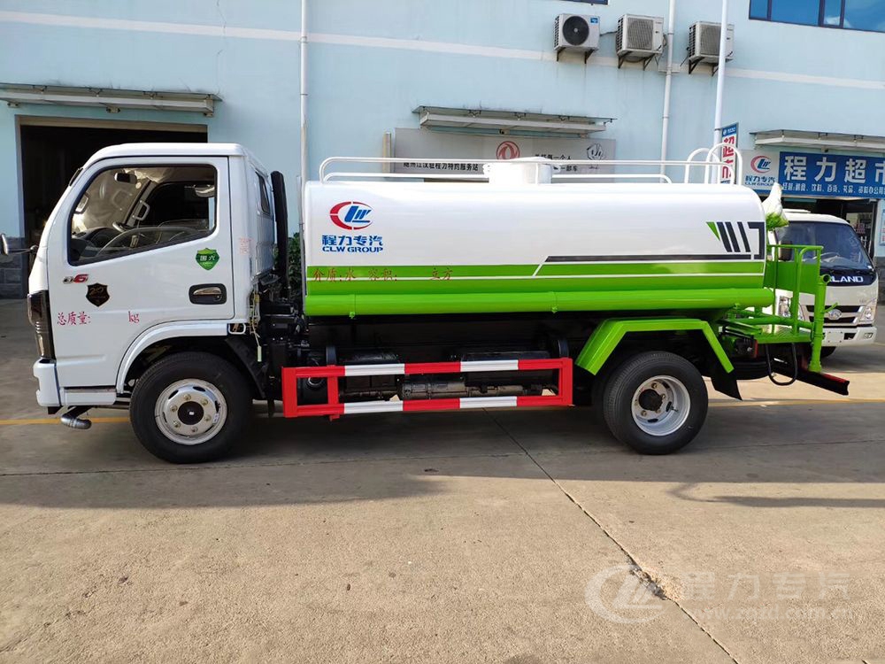 東風(fēng)D6/5立方灑水車