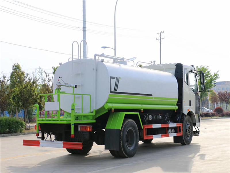 解放14立方灑水車