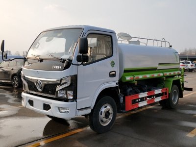 東風5立方灑水車