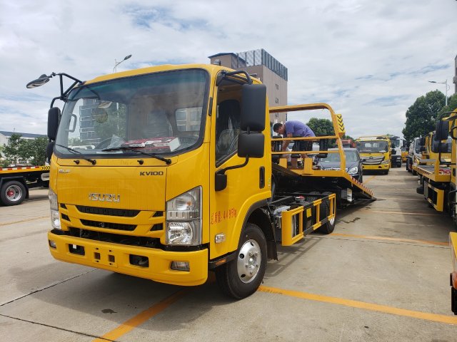 慶鈴五十鈴寬體駕駛室藍(lán)牌一拖二清障車(chē)