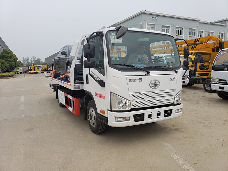 解放藍牌清障車可上北京牌