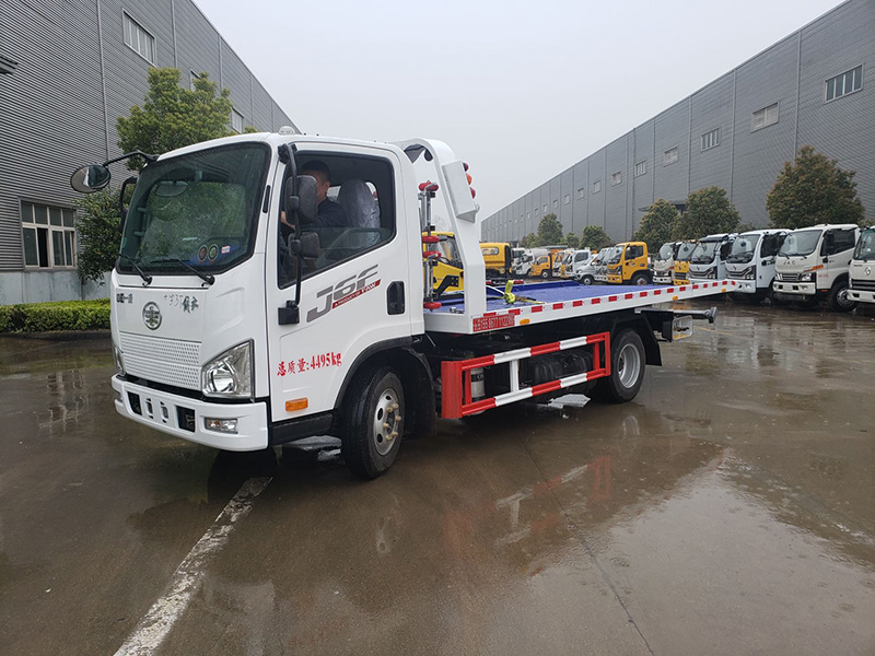 解放藍牌清障車可上北京牌