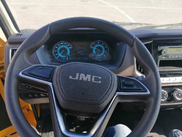 江鈴順達(dá)32米云梯車