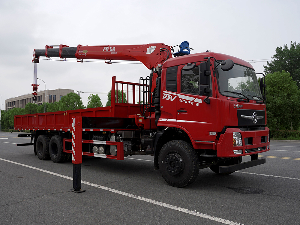 東風暢行D3V后雙橋長威12噸四節直臂吊機隨車吊