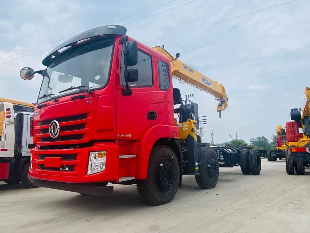 東風(fēng)錦程V6小三軸徐工12噸M直臂吊機(jī)隨車吊