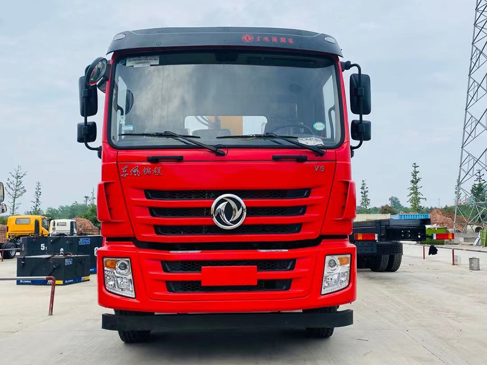 東風(fēng)錦程V6小三軸徐工12噸M直臂吊機(jī)隨車吊