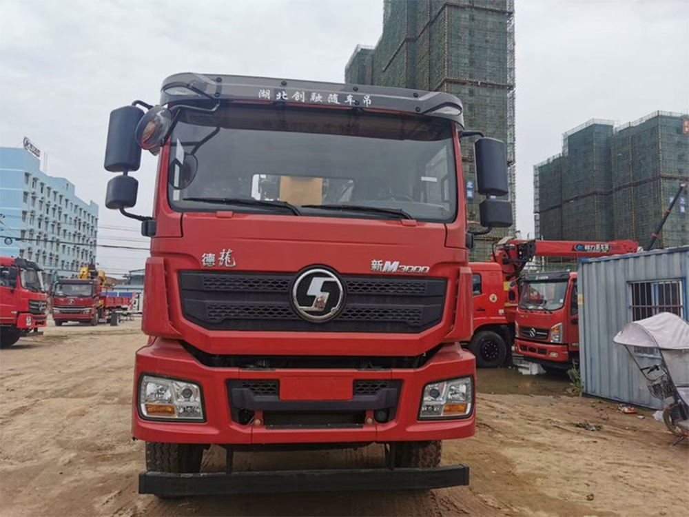 陜汽德龍新M3000四前后八徐工16噸四節直臂G型隨車吊