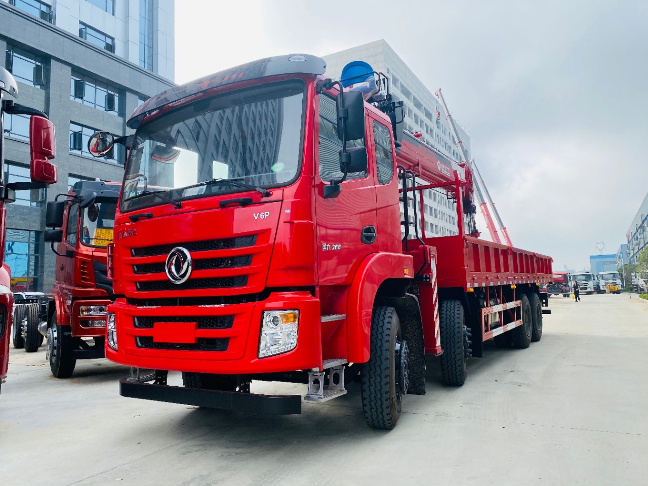 東風(fēng)錦程V6前四后八新飛工14噸五節(jié)臂吊機(jī)隨車吊