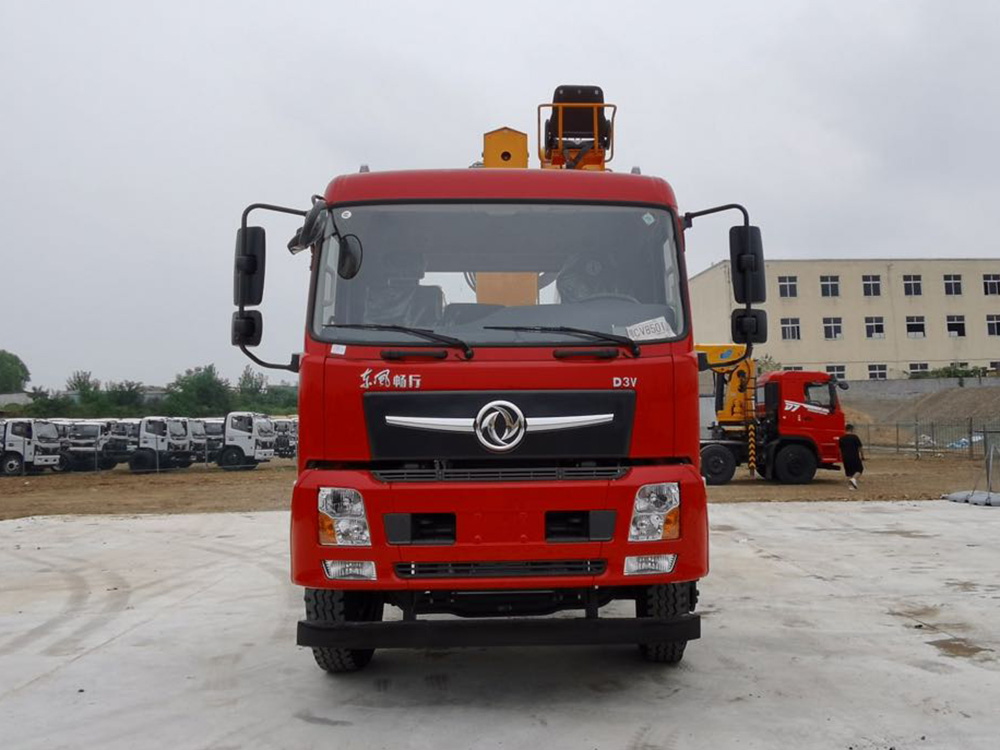 東風暢行D3V后八輪駿通12噸5節(jié)臂吊機