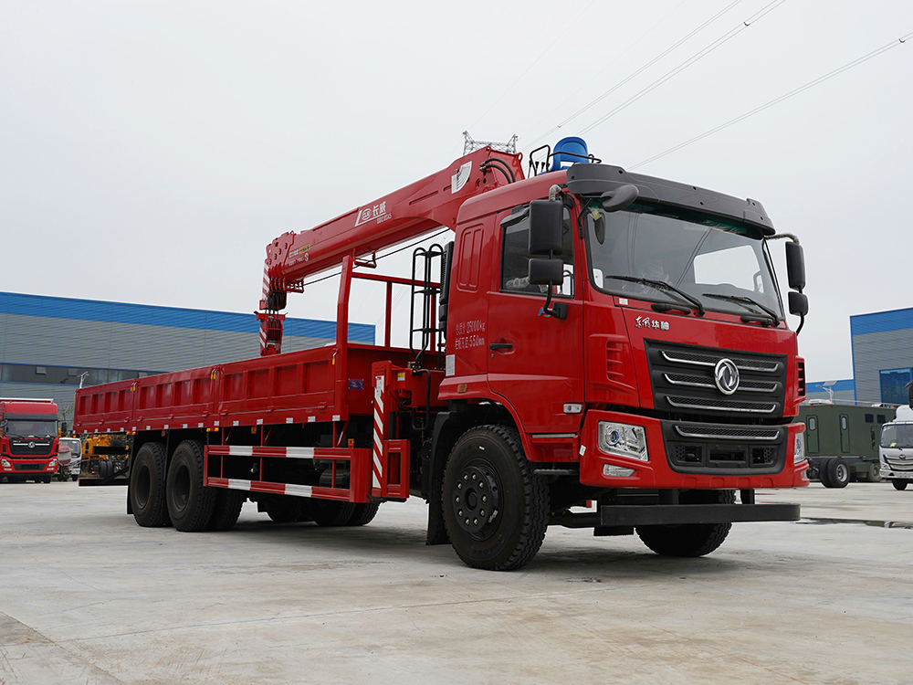 東風華神F5后雙橋長威12噸五節直臂吊機隨車吊