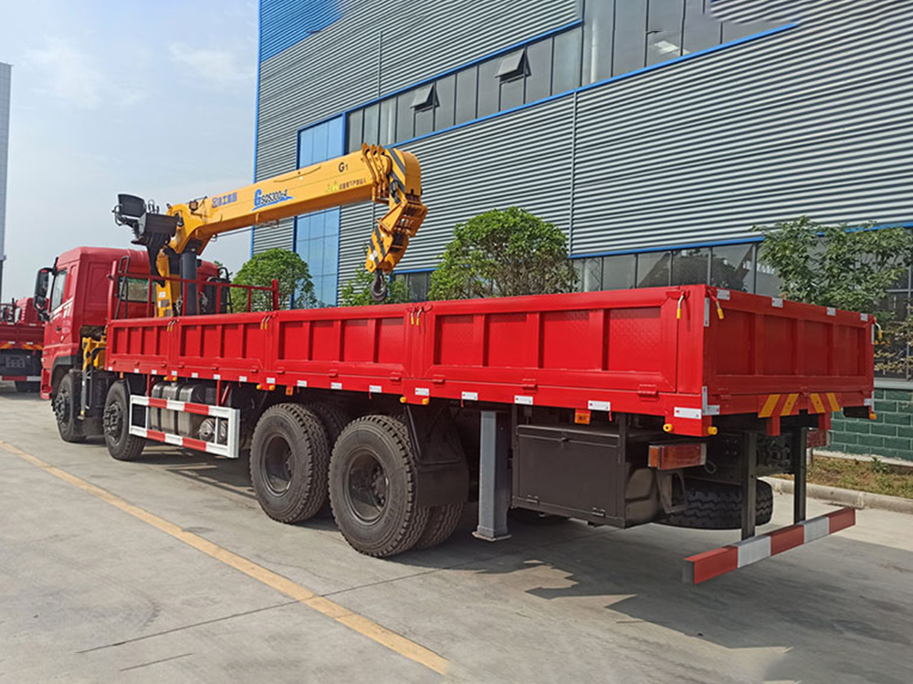 東風暢行D7前四后八徐工12噸G系直臂吊機隨車吊