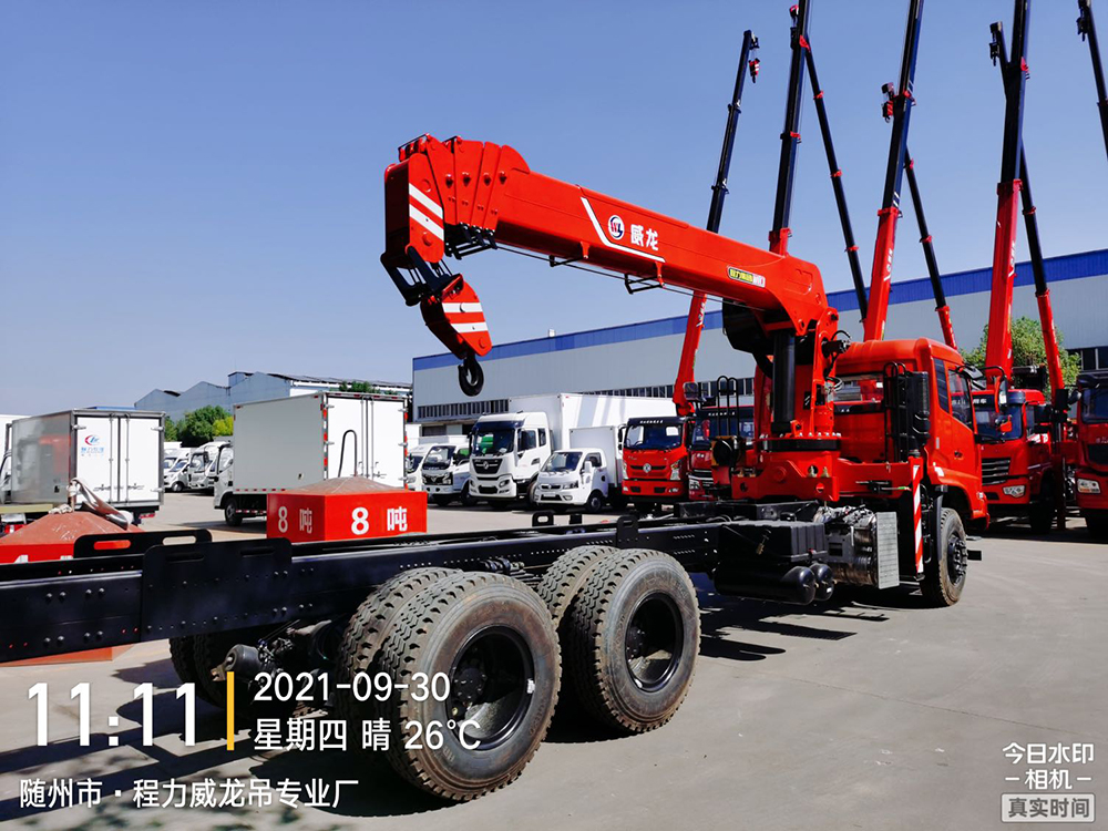 東風天錦后八輪威龍12噸 5節臂吊機隨車吊