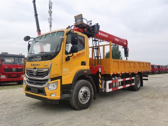 福田大黃蜂單橋宏昌天馬10噸四節直臂吊機隨車吊