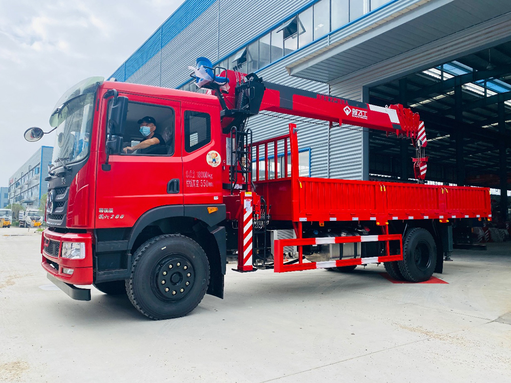 東風T5后雙橋新飛工12噸五節直臂吊機隨車吊