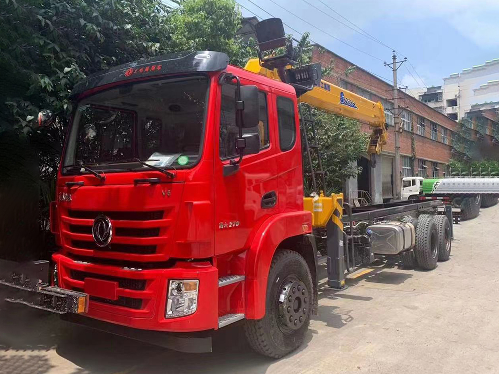 東風錦程V6后八輪徐工12噸四節(jié)M系直臂吊機隨車吊