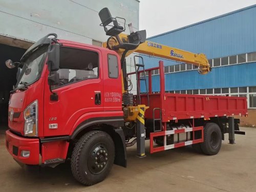 東風暢行D1徐工7噸四節直臂吊機隨車吊
