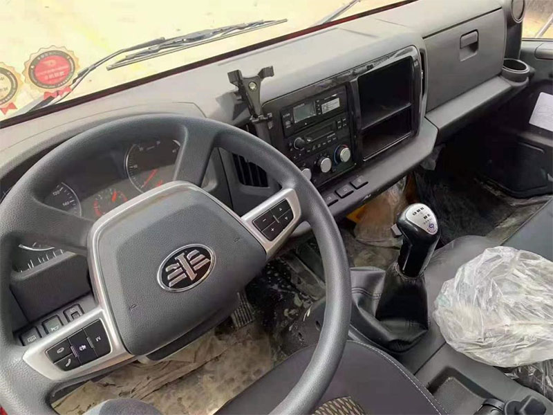 解放大王駕到單橋平板運輸車