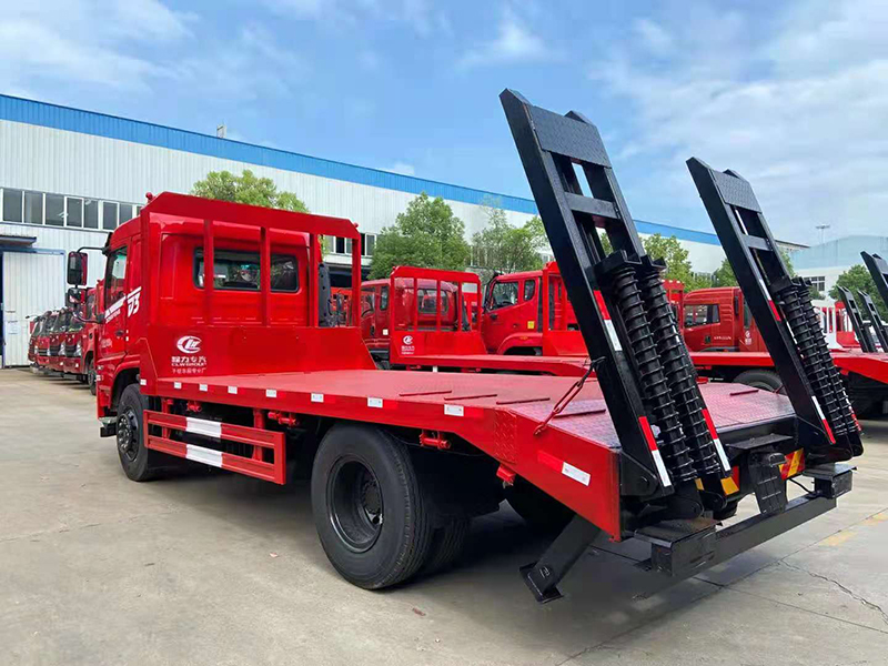東風D3單橋平板運輸車