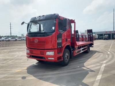 解放J6L平板車運輸車