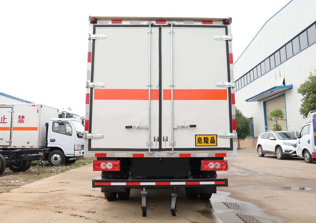 福田歐馬可藍(lán)牌氣體廂式運(yùn)輸車